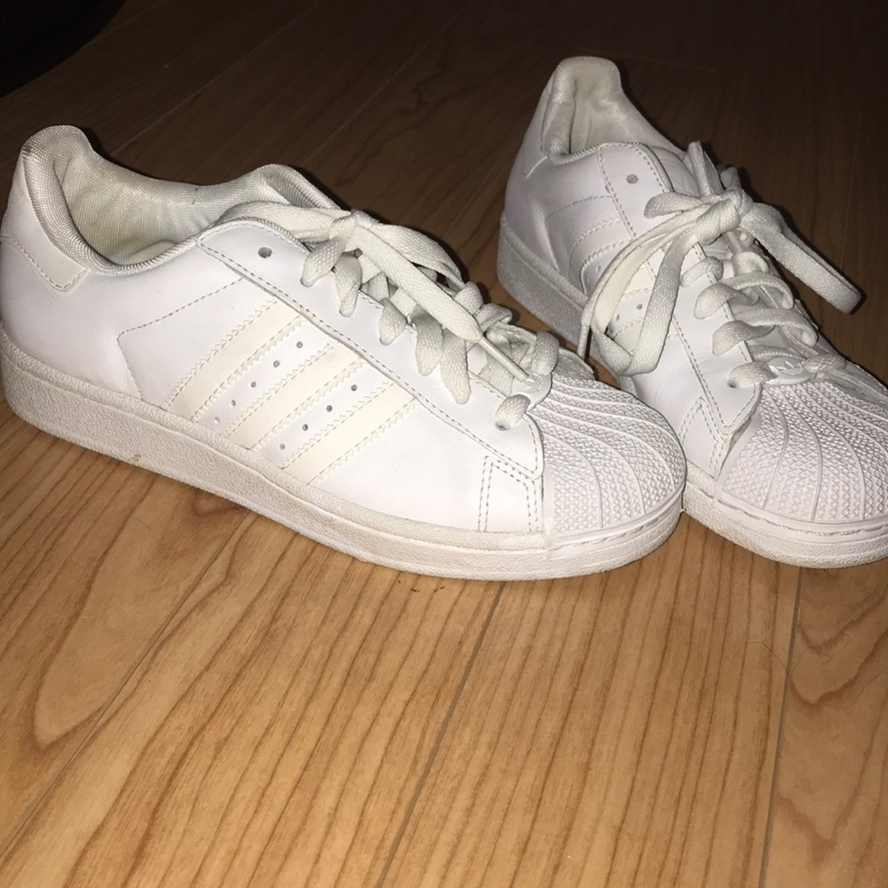 Shell toe Adidas